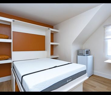 Room in a Shared House, Malmesbury Road, SO15 - Photo 6