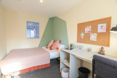 9 bedroom house to rent - Photo 2