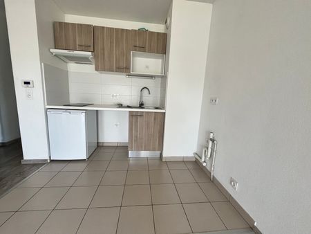 Location Appartement 3 pièces 63m² CENON 33150 - Photo 4