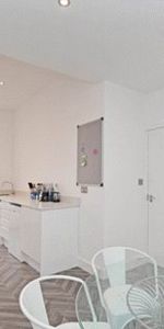 3 bedroom apartment to rent Rockingham Lane, Sheffield, South Yorkshire, S1 - Photo 4