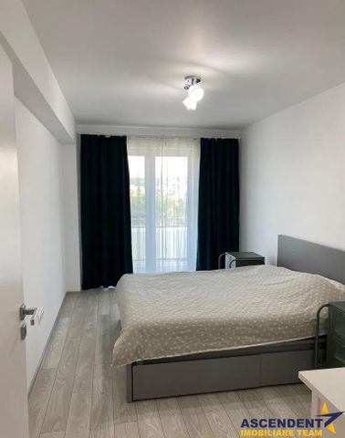 Apartament cu 2 camere, balcon mare, loc de parcare, Maurer, zona Libertatii - Fotografie 3