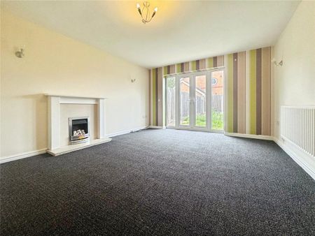 3 bedroom semi-detached house to rent - Photo 3