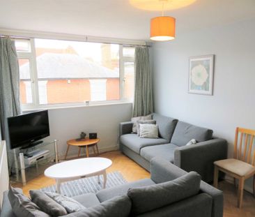 Dean Court, Broad Street - Photo 1