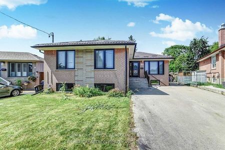 For Lease - 39 Aveline Crescent Unit# Main, Toronto, Ontario - Photo 5