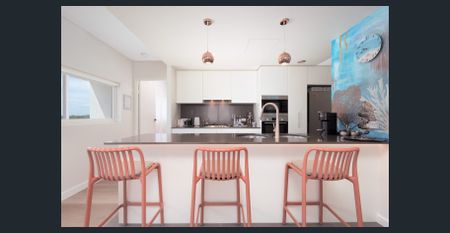 BEACHFRONT FURNISHED APARTMENT - KIRRA SURF - Photo 3