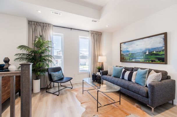 For Lease - 205 Burke Street, Hamilton, Ontario - Photo 1