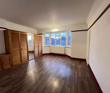 4 Bed Semi-Detached House, Woodham Road, SE6 - Photo 4