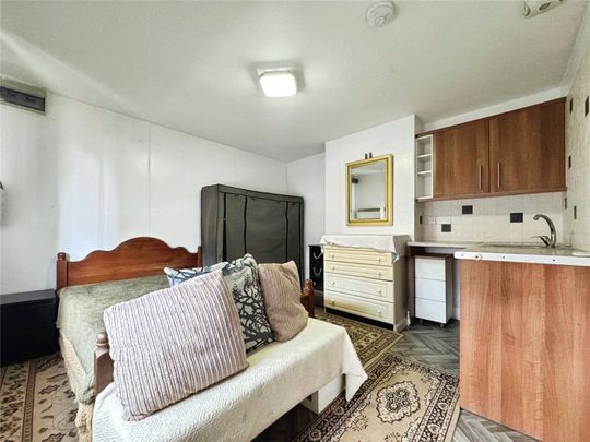 studio to rent Yarmouth Road, Norwich, Norfolk, NR7 - Photo 1