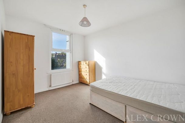 5 bedroom flat to rent - Photo 1