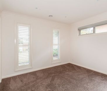 Thinking of selling? Contact our agent - Photo 1