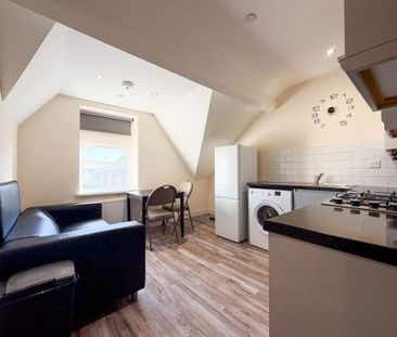 Cyril Crescent - Photo 4