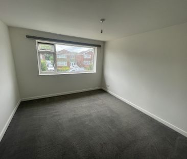 100 Longcroft Road, S18 - Photo 4