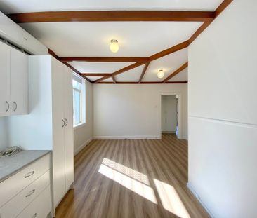 2/11 Nelson Street, Mayfield - Photo 2