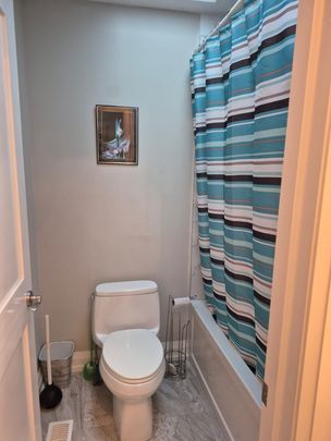 For Lease - 369 Lawson Road Unit# Room 1, Toronto, Ontario - Photo 1