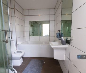 3 bedroom maisonette to rent - Photo 2