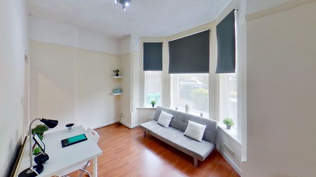 Flat 6, 122 Foxhall Road, NG7 6LH, NOTTINGHAM - Photo 1