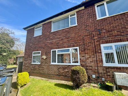 2 Bed Maisonette, Gayhurst Drive, B25 - Photo 2
