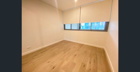 Split-Level Townhome Style One Bedroom Apartment Available Now - Photo 2