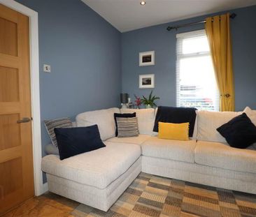 9 Benson Street, Lisburn, BT28 2AA - Photo 1