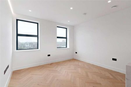 Cannon Hill Lane, London, SW20 - Photo 3