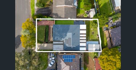 Spacious Single-Level Family Home in Prime Kings Park Location - Photo 4