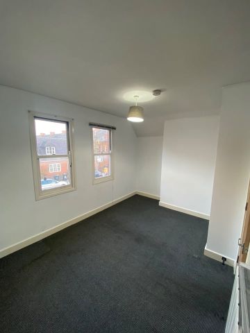 1 Bed Flat, Westleigh Road, LE3 - Photo 2