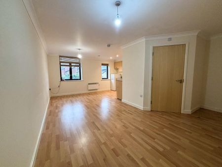 Studio to rent - Photo 4