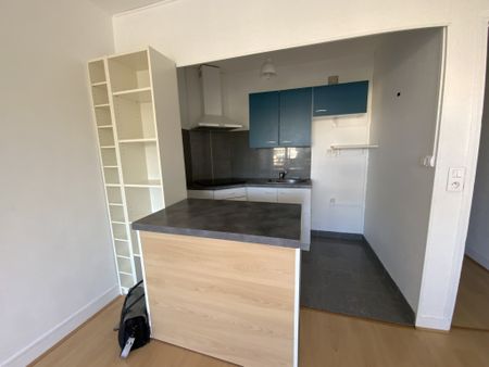 Location Appartement 1 pièce 29m² EVREUX 27000 - Photo 4