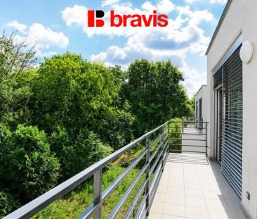 Pronájem bytu 3+kk, Brno - Útěchov, ul. Dlouhé vrchy, terasa, balkó... - Fotografie 2