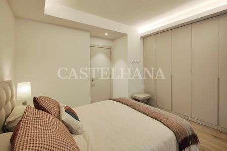 Apartamento T1 para arrendamento, com jardim privativo, no Campo Pequeno - Photo 4