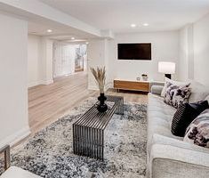 For Lease - 188 Wilfred Avenue, Toronto, Ontario - Photo 2