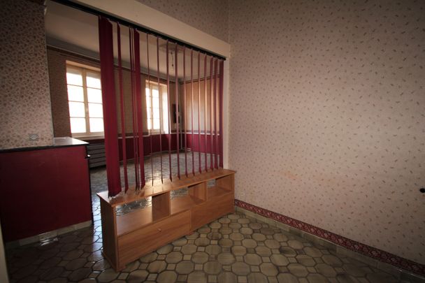 Location Appartement 1 pièce 37m² DECIZE 58300 - Photo 1