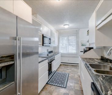 For Lease - 332 Scottsdale Drive, Guelph, Ontario - Photo 3