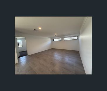 Spacious Family Home Available Now - Photo 4