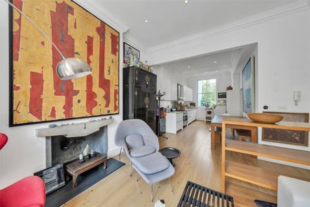 St. Georges Terrace, Primrose Hill, NW1 maisonette to rent - Photo 2