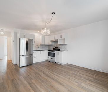 3 1/2 semi-meublé près centre d'achat et autoroute 20 - Photo 1