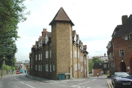 Studio to rent - Photo 5