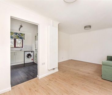 2 bedroom terraced house to rent - Photo 3