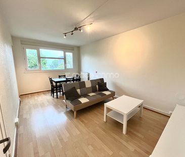 Location Appartement 3 pièces 55m² MONT ST AIGNAN 76130 - Photo 2