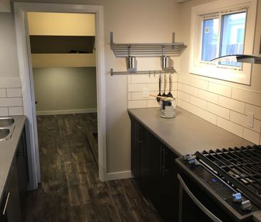 For Lease - 681 Upper Wentworth Street Unit# 2, Hamilton, Ontario - Photo 2