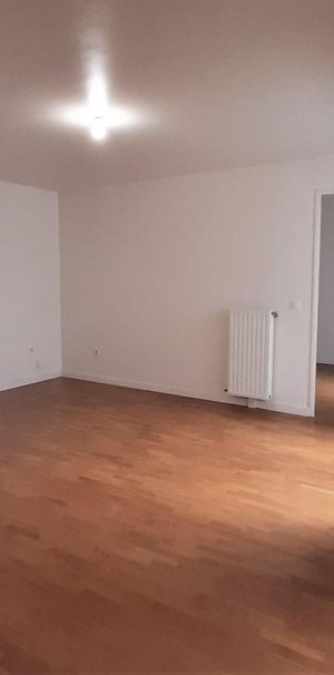 location Appartement T3 DE 64m² À CACHAN - Photo 1