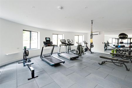 3 bedroom apartment to rent - Photo 5