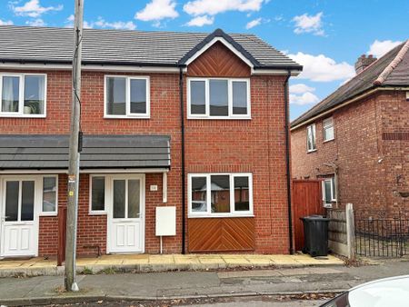 2 bedroom semi-detached house to rent - Photo 2