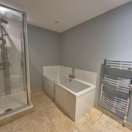 1 bedroom semi-detached house to rent - Photo 4