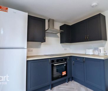 1 bedroom in a house share to rent - Photo 6