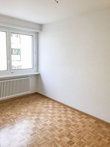 4 1/2-Zimmerwohnung im 2.OG mit herrlicher Aussicht - Foto 5