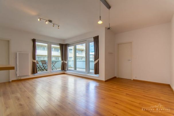 Appartement te huur - foto 1