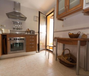 716162 - Apartment for rent Costalita, Estepona, Málaga, Spain - Photo 2