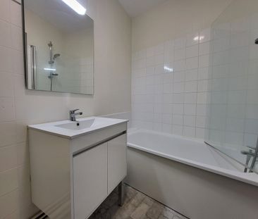 Location Appartement 2 pièces 44m² - Photo 3