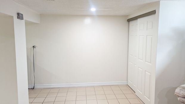 For Lease - 9 Gemshaw Crescent Unit# Bsmt, Toronto, Ontario - Photo 1